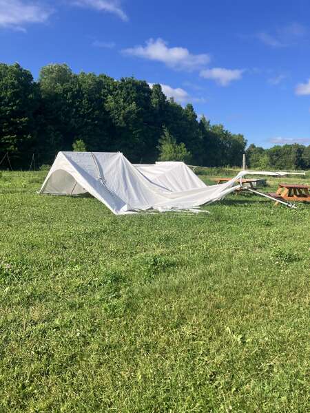 Sad canopy tent